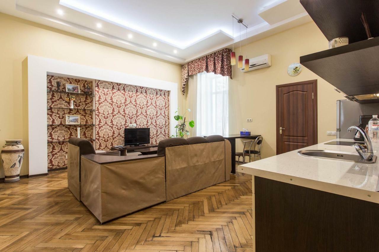 Odessa 3Bedroom Deribas Apartment المظهر الخارجي الصورة