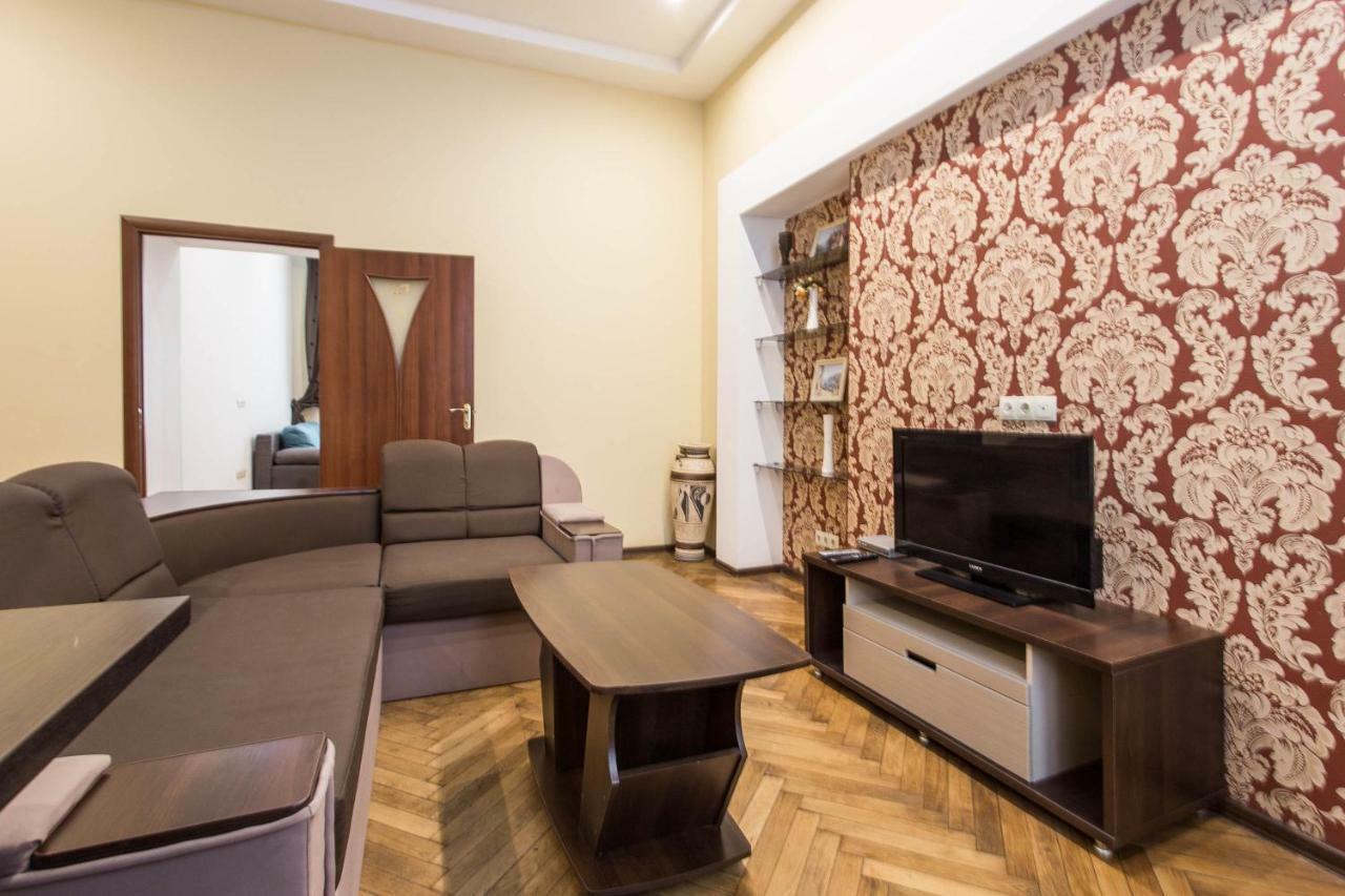 Odessa 3Bedroom Deribas Apartment المظهر الخارجي الصورة