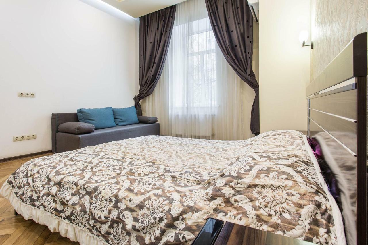Odessa 3Bedroom Deribas Apartment المظهر الخارجي الصورة